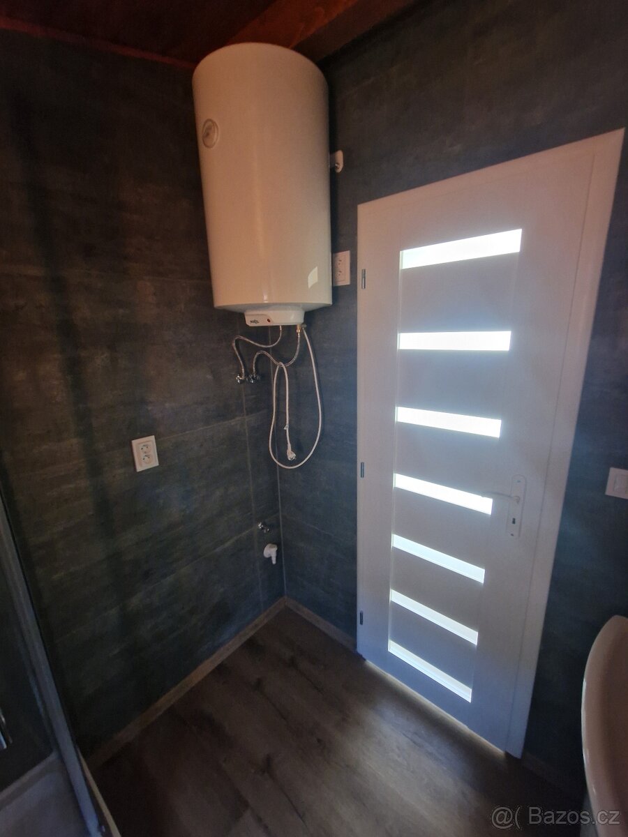 Prodej chalupy 3+1 s výhledem na hory, Vrchlabí — fotka 3