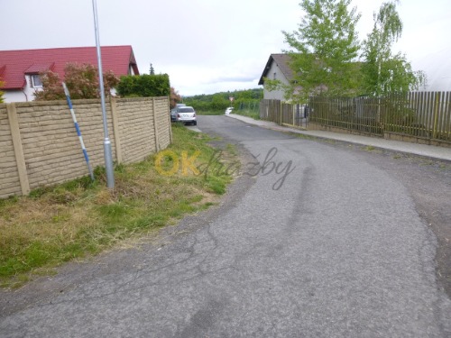 Pozemky a podíl na pozemcích v k.ú. Hradešín, okr. Kolín
