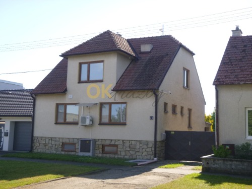 Rodinný dům v obci Jiřice u Miroslavi, okres Znojmo