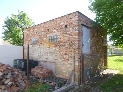 Rodinný dům v obci Jiřice u Miroslavi, okres Znojmo — fotka 7