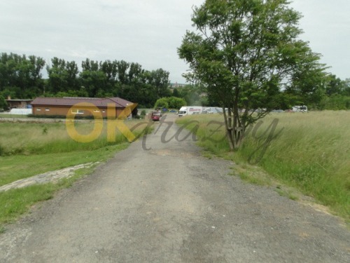 id. 1/16 pozemků v Rousínově, okr. Vyškov — fotka 2