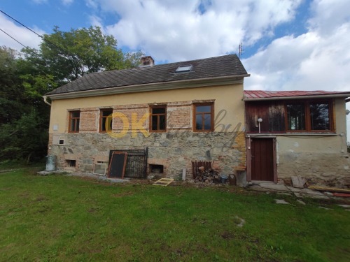 Dražba rodinného domu na ul. Horní Hoštice čp. 92, 790 70 Javorník, včetně pozemků — fotka 4
