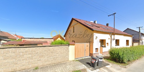 Rodinný dům č.p. 127 s příslušenstvím a pozemky v k. ú. Pchery, okres Kladno — fotka 2