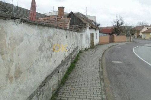 id. 1/16 rodinného domu v Bojanovicích, okr. Znojmo — fotka 2