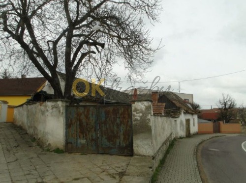 id. 1/16 rodinného domu v Bojanovicích, okr. Znojmo — fotka 4