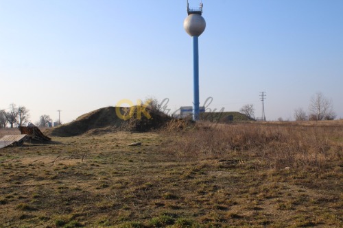 Spoluvlastnický podíl ve výši 1/2 na pozemcích ve městě Hrušovany nad Jevišovkou, okres Znojmo — fotka 3