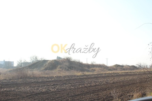 Spoluvlastnický podíl ve výši 1/2 na pozemcích ve městě Hrušovany nad Jevišovkou, okres Znojmo — fotka 5