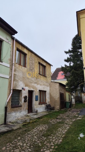 Spoluvlastnický podíl ve výši 1/3 na rodinném domě s pozemky v k.ú. Kostelec nad Černými lesy — fotka 4