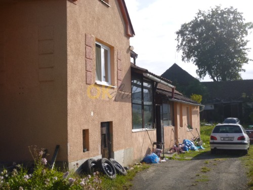 Rodinný dům v obci Spálené Poříčí, okr. Plzeň-jih — fotka 3
