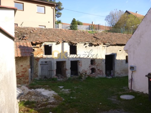 Rodinný dům v obci Klučov, okres Kolín — fotka 3