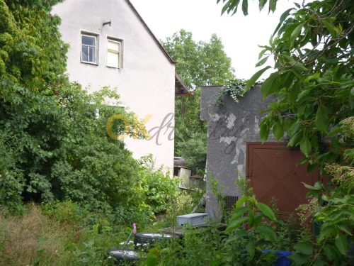 Rodinný dům a garáž v Mělnickém Vtelnu, okr. Mělník — fotka 5