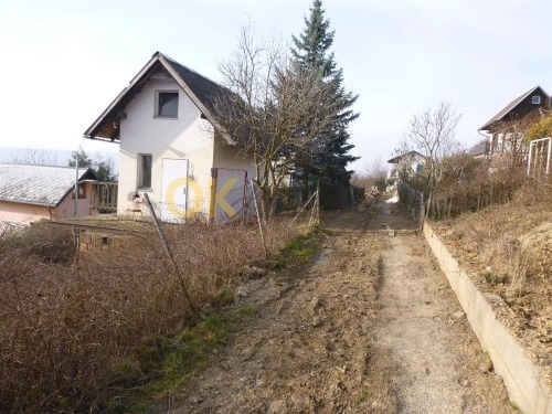 Opakovaná dražba spoluvlastnického podílu ve výši 1/2 na rekreační zahradní chatce se zahradou, Velká Chuchle — fotka 3