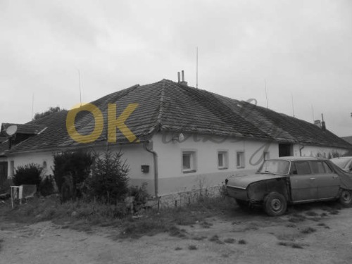 Stavba s garáží, hospodářským zázemím a souborem pozemků v k.ú. Stožice, Strakonice — fotka 3