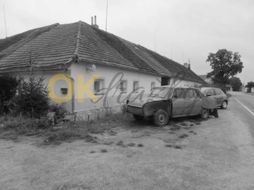 Stavba s garáží, hospodářským zázemím a souborem pozemků v k.ú. Stožice, Strakonice — fotka 4