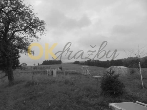 Stavba s garáží, hospodářským zázemím a souborem pozemků v k.ú. Stožice, Strakonice — fotka 7
