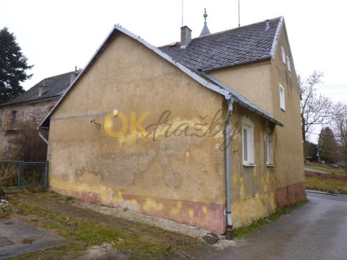 Spoluvlastnický podíl 1/2 na rodinném domu č.p. 198 v k.ú. Dolní Žandov, Cheb — fotka 2