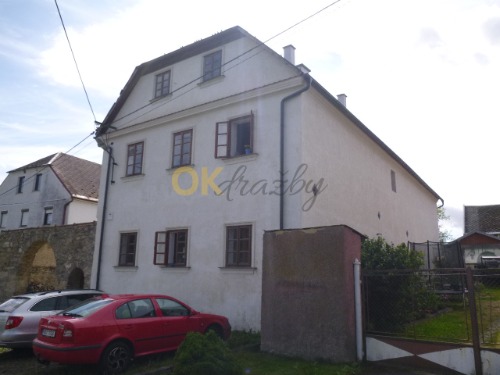 Rodinný dům v obci Zadní Chodov, okr. Tachov — fotka 2