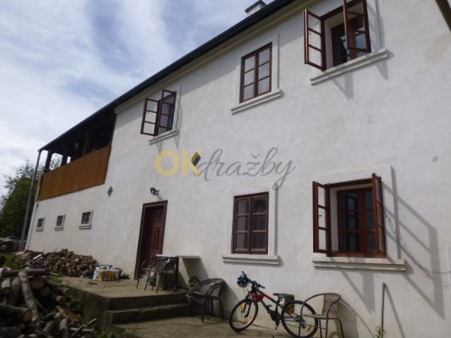 Rodinný dům v obci Zadní Chodov, okr. Tachov — fotka 3