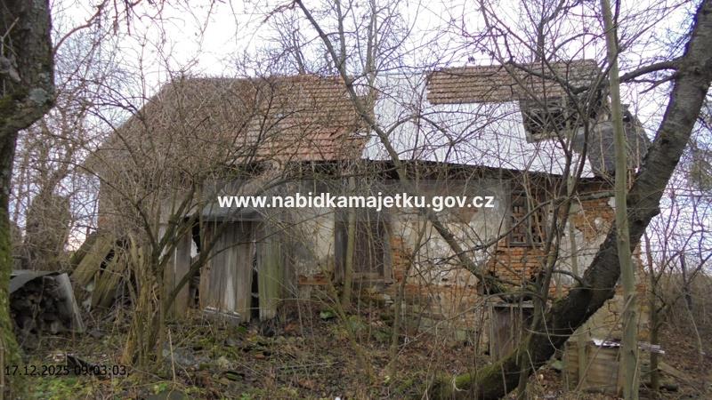 Podíl id. 1/2 na p.č. 20, součástí je stavba bez čp/če, zemědělská stavba, p.č. 1235, p.č. 1238, k. ú. Střítež — fotka 4