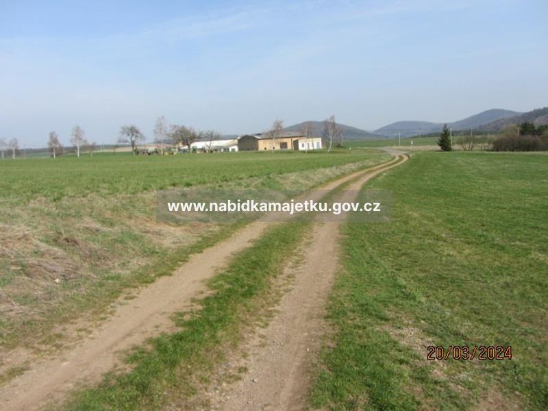 Lhotka u Terešova - p.č. 430/1 a p.č. 430/4 ostatní plocha, ostatní komunikace — fotka 6