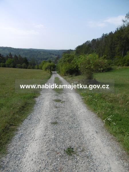 Podíl id. 22/45 na cestě do chatové osady - p.p.č. 1151/10 k. ú. Hradové Střimelice — fotka 2