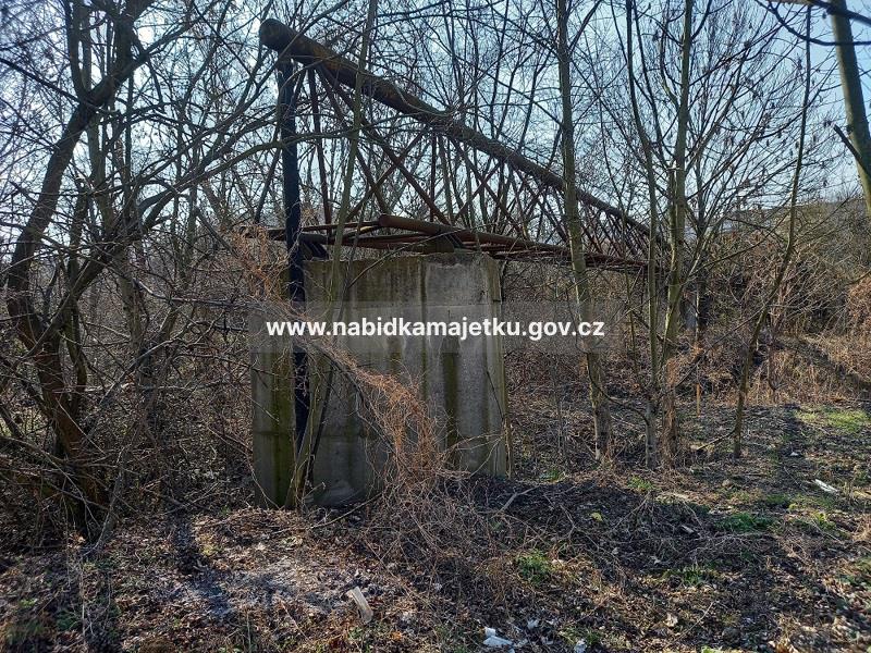 POZEMEK P. Č. 859/1 O VÝMĚŘE 1156 M2 V K. Ú. RUDOLICE NAD BÍLINOU, OBEC MOST — fotka 4
