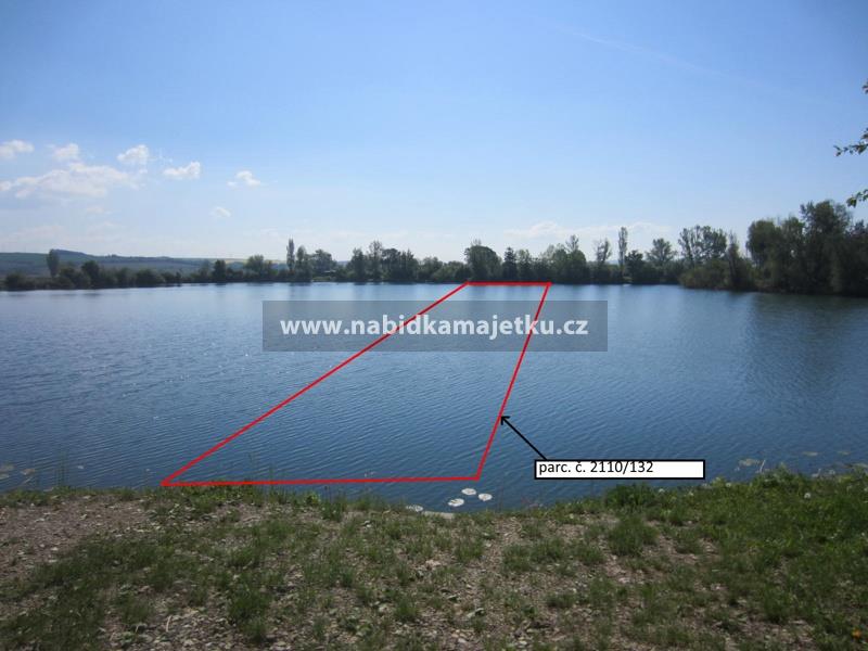 Spytihněv, podíl id. 1/2 na pozemku parc. č. 2110/132