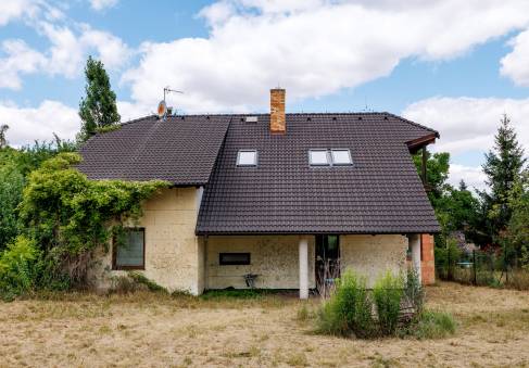 VEŘEJNÁ DRAŽBA - RD 6+1, garáž, ÚP 206m2 a spoluvlastnické podíly id. 1/2 na pozemcích, pozemky celkem 1400m2, Cvrčovice, Kladno — fotka 4